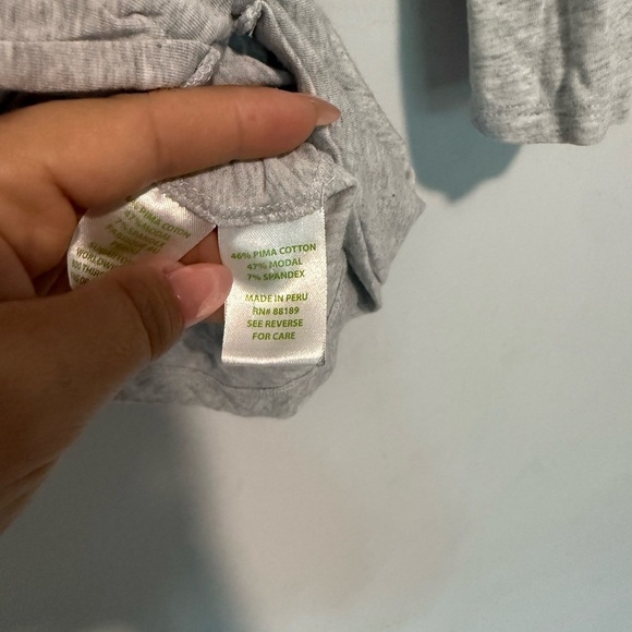 Lilly Pulitzer  Womens 3/4 Sleeve Blouse Gray Size M Twist Knot Front - Picture 3 of 4